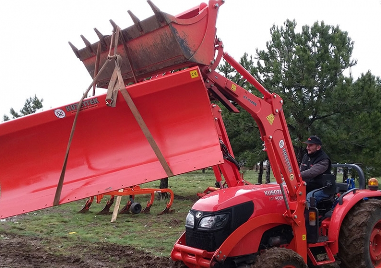 traktor_Forklift_Atacmani-(9)